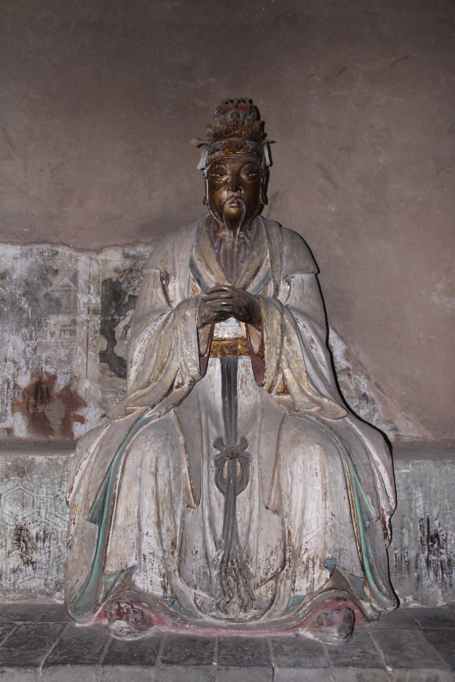 上寺地藏阁（五官王吕塑像）