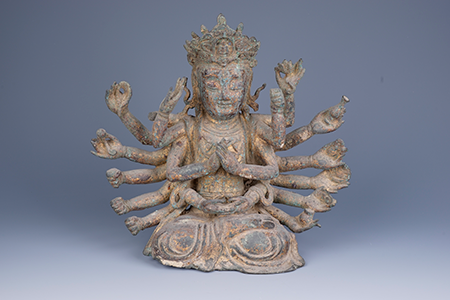 明鎏金千手观音铜坐像