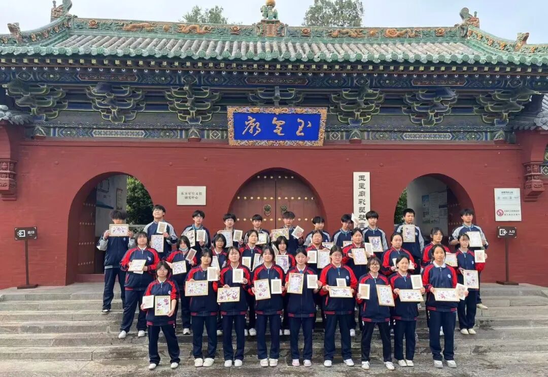 “华光溢彩 铁艺留香”之桑皮可以制纸 ——博物馆里的非遗体验