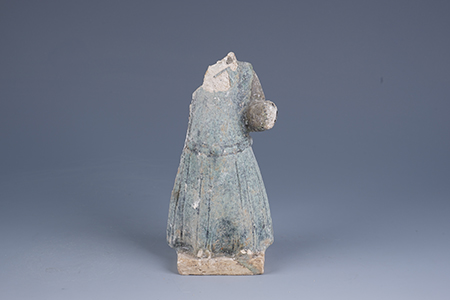 明绿釉琉璃立俑