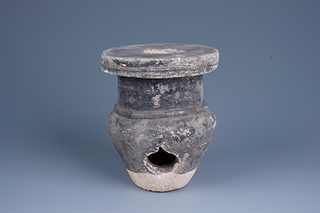 明黑彩绘明器陶火炉