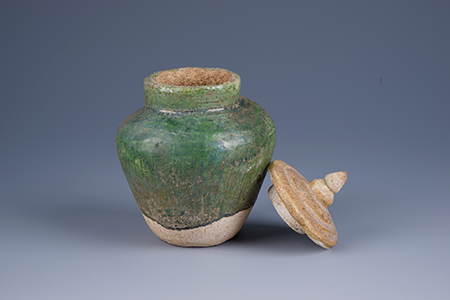 明绿釉琉璃盖罐