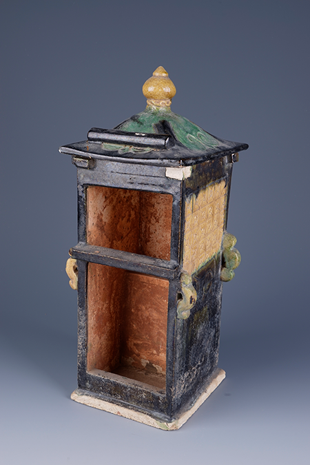 明黄绿釉琉璃轿