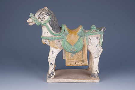 明黄绿釉琉璃鞍马