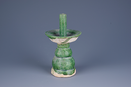 明绿釉琉璃烛台